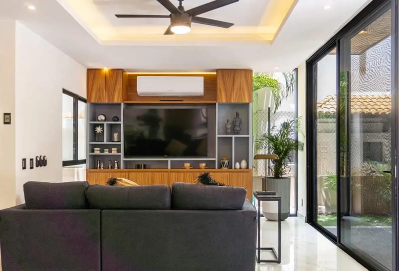 Chic 5BR w/ Terrace in Playa del Carmen