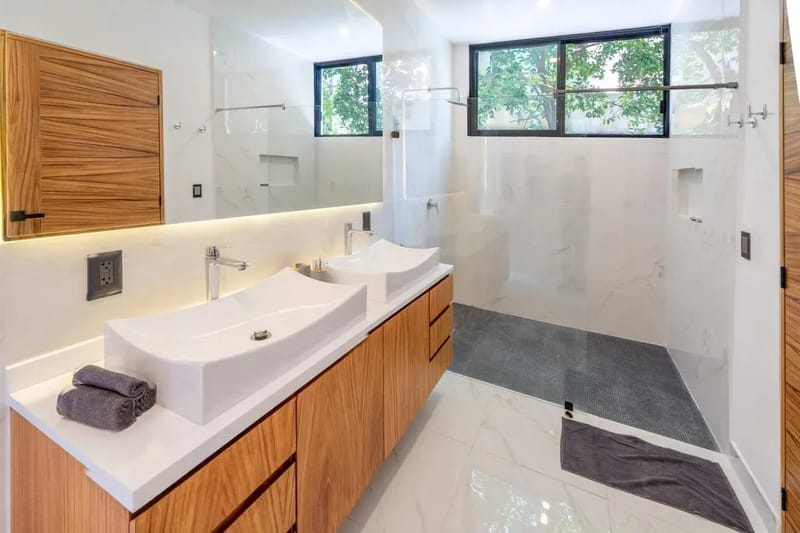 Chic 5BR w/ Terrace in Playa del Carmen