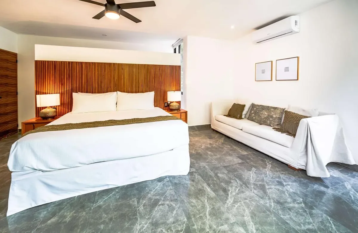 Chic 5BR w/ Terrace in Playa del Carmen