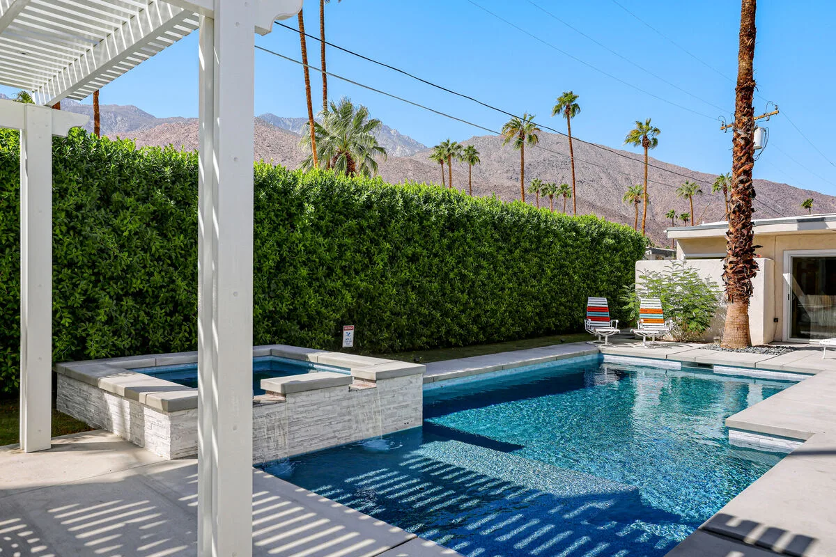 The Joshua Tree Place
