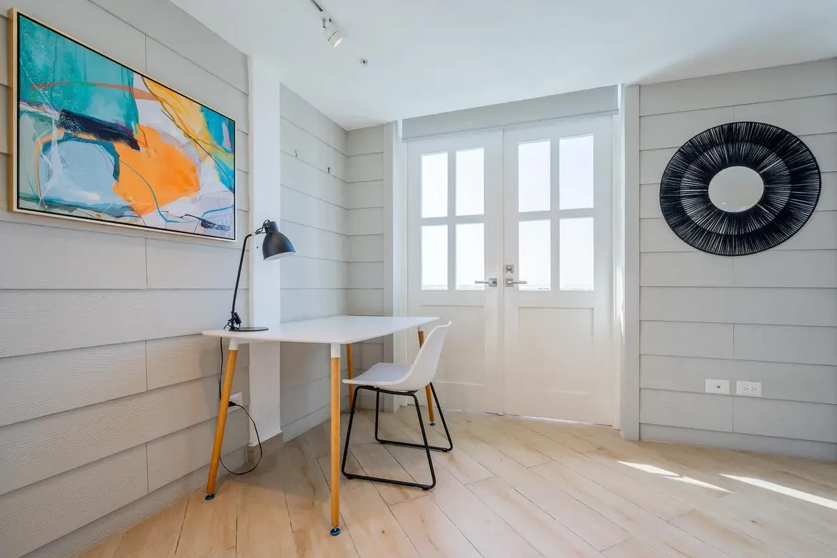 Premium 2BR in Casco Antiguo w/ Balcony