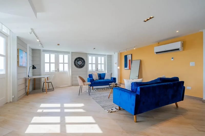 Premium 2BR in Casco Antiguo w/ Balcony