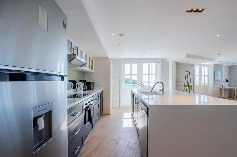 Premium 2BR in Casco Antiguo w/ Balcony