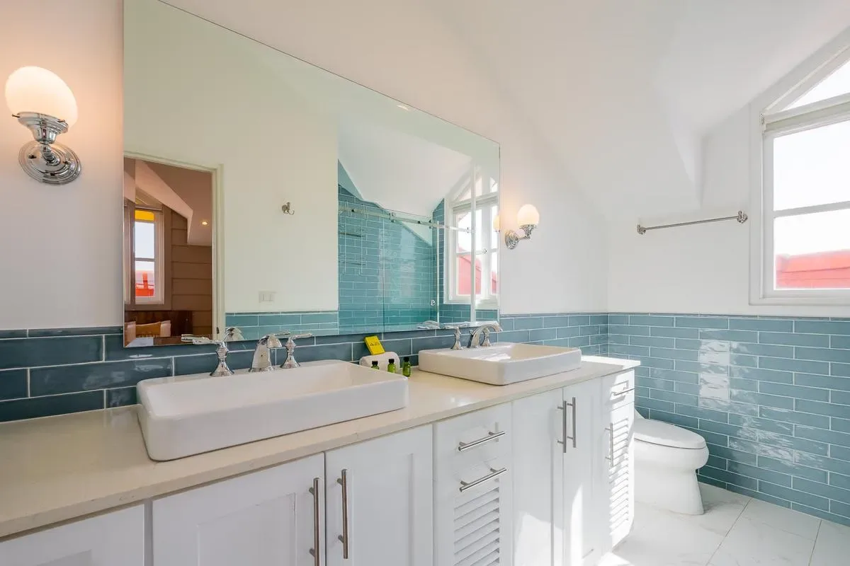 Premium 2BR in Casco Antiguo w/ Balcony