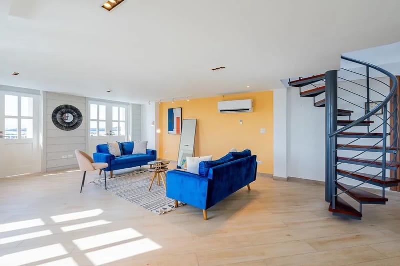 Premium 2BR in Casco Antiguo w/ Balcony