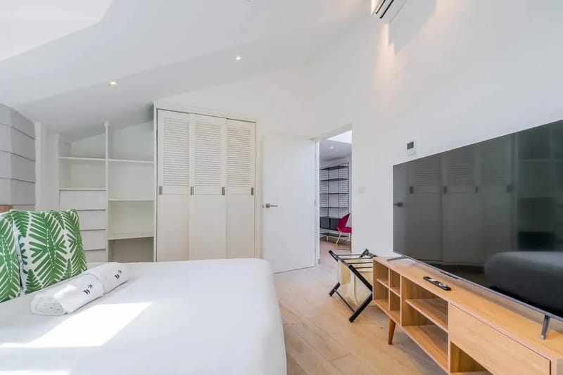Premium 2BR in Casco Antiguo w/ Balcony