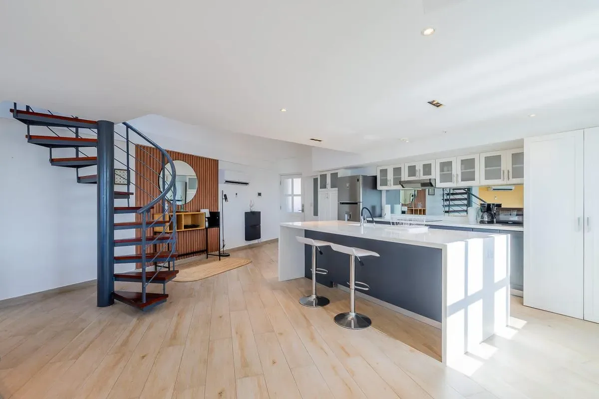 Premium 2BR in Casco Antiguo w/ Balcony