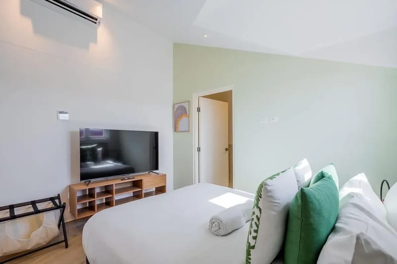 Premium 2BR in Casco Antiguo w/ Balcony