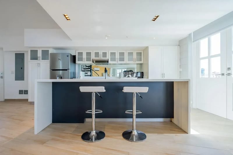 Premium 2BR in Casco Antiguo w/ Balcony