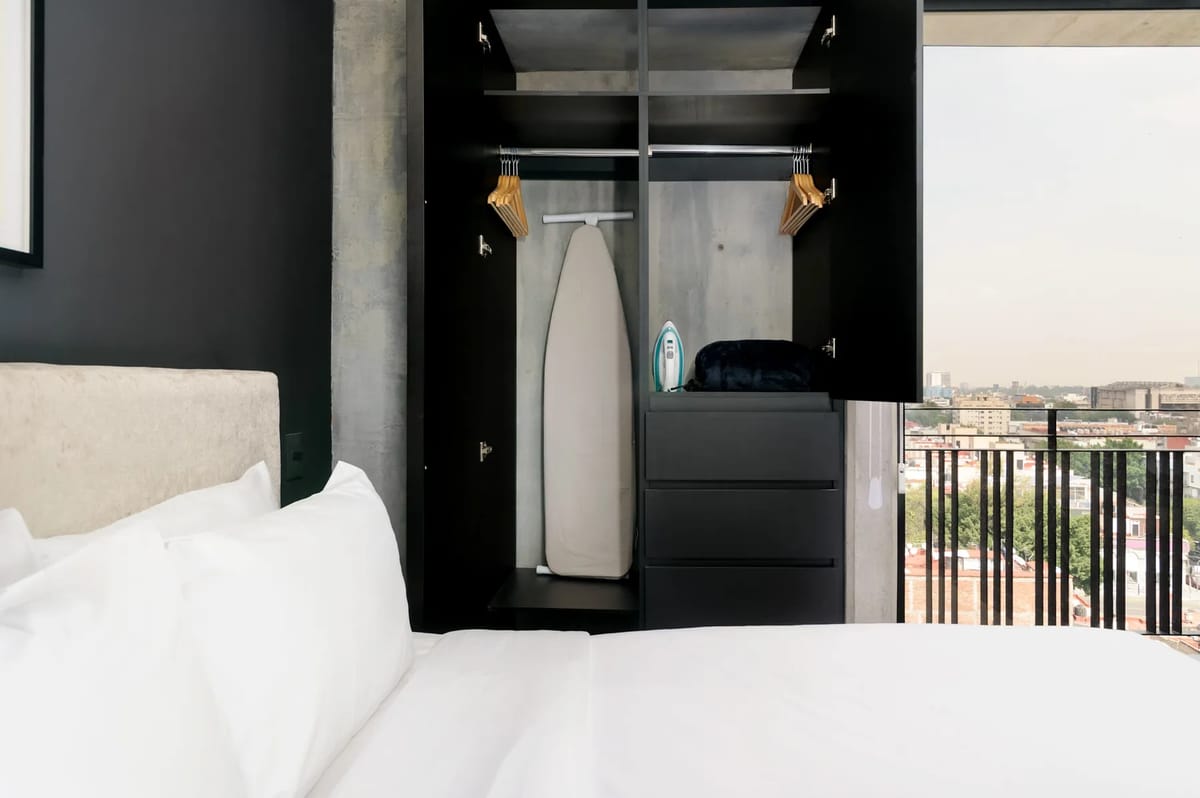 Beautiful & Cozy 1BR w/ Balcony in Tabacalera