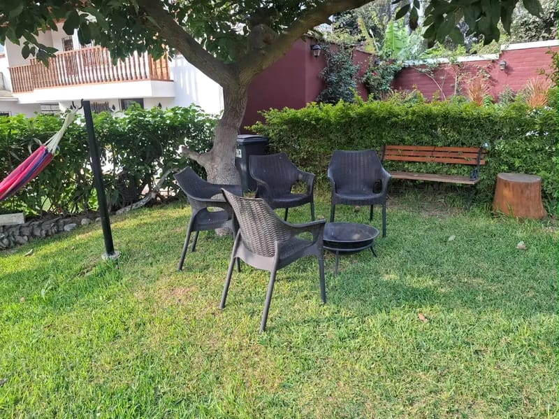 Dazzling 3BR with Private Pool & BBQ in La Cantuta