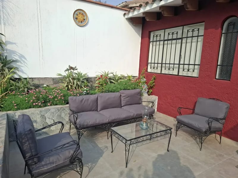 Dazzling 3BR with Private Pool & BBQ in La Cantuta