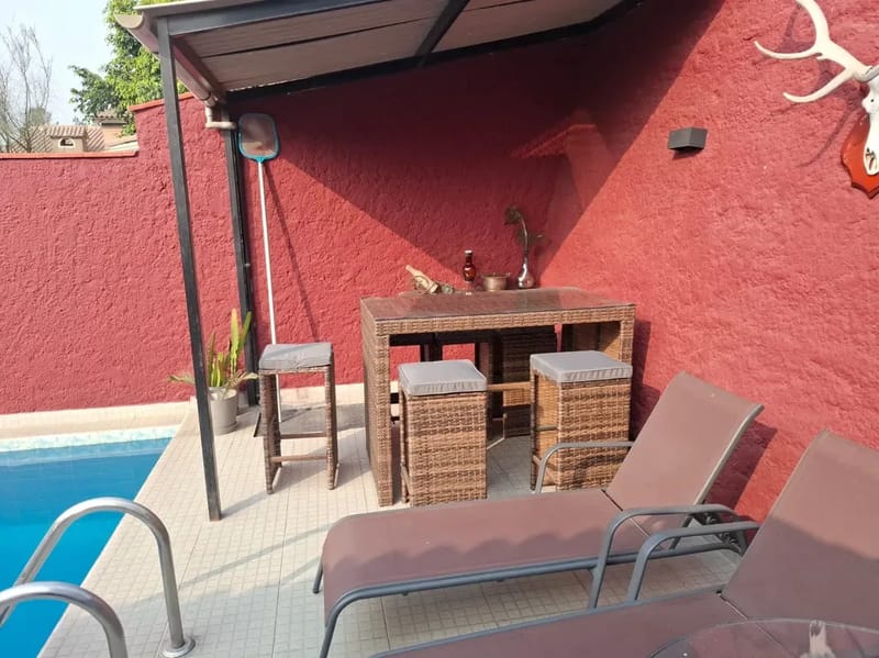 Dazzling 3BR with Private Pool & BBQ in La Cantuta
