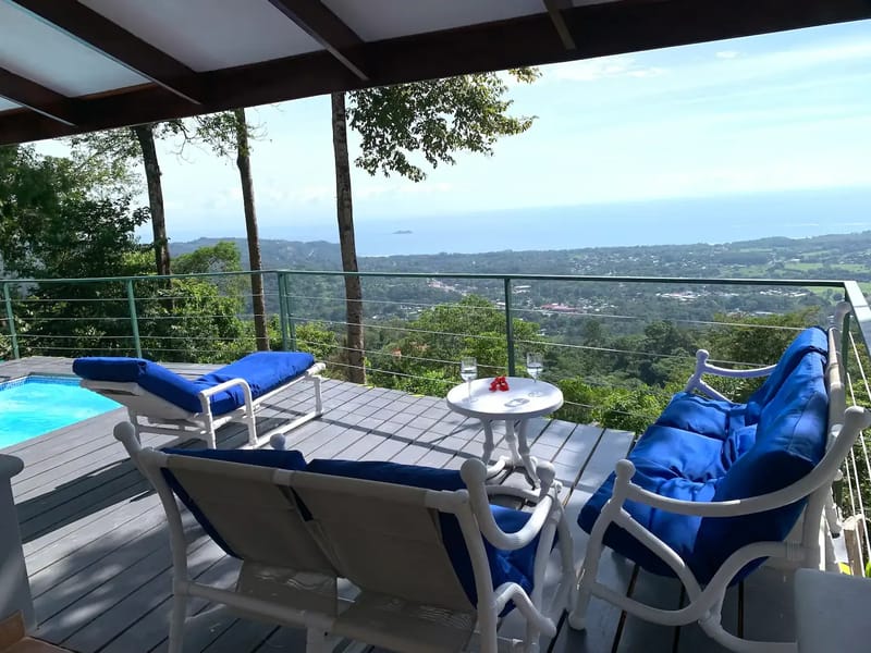 Casa Vista Azul