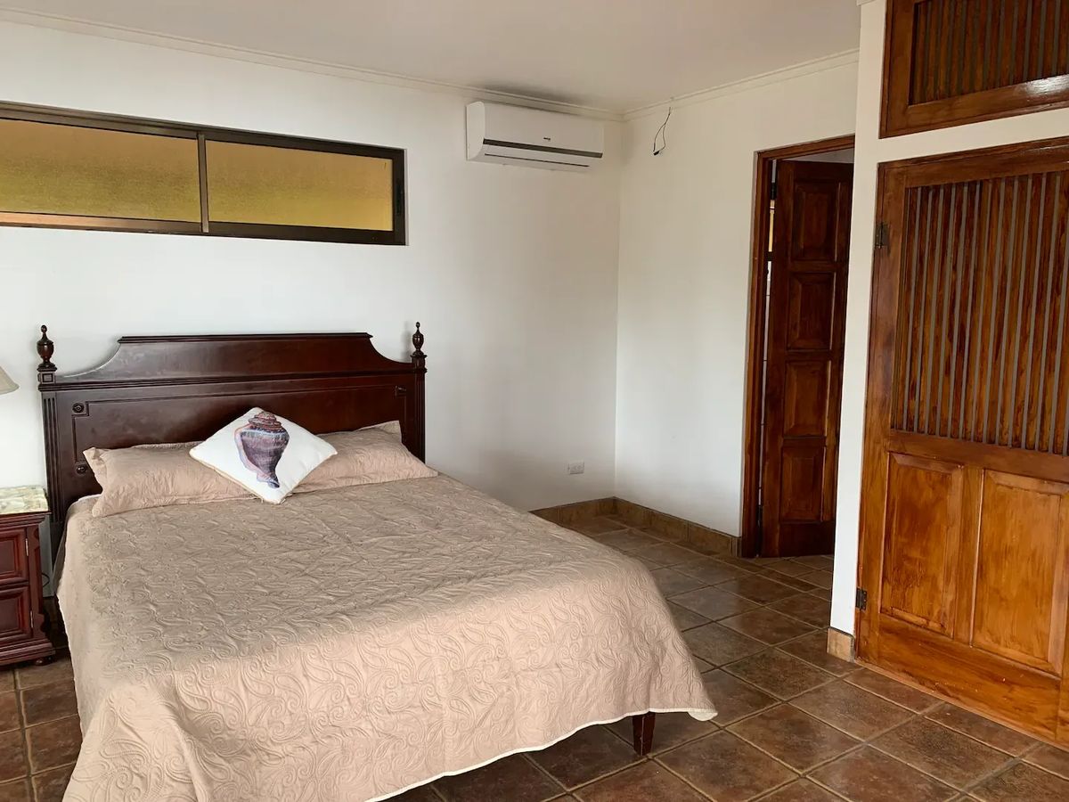Casa Vista Azul