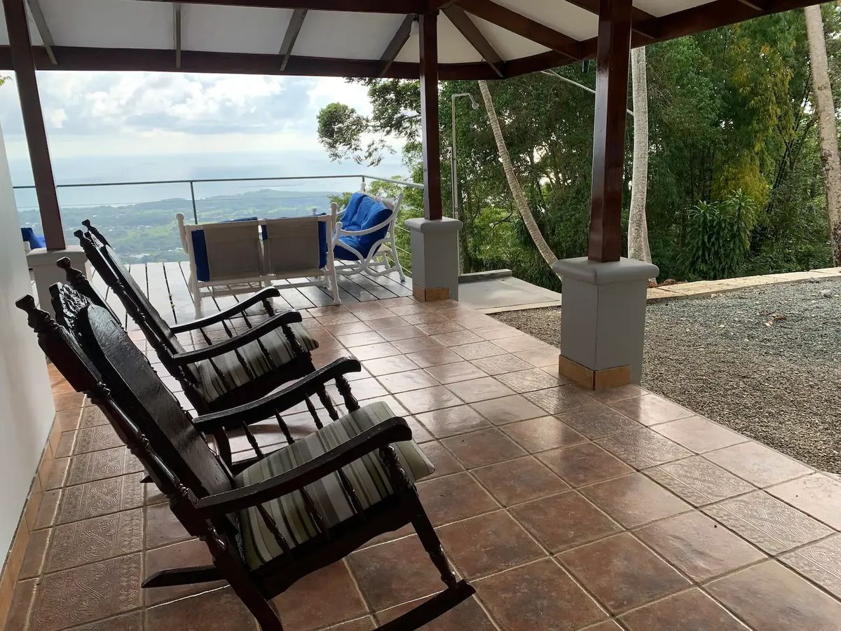 Casa Vista Azul