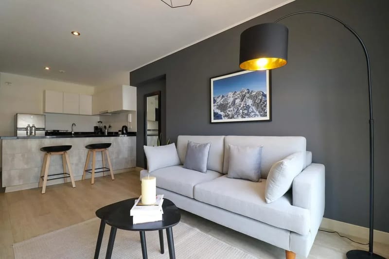 Fabulous 2BR with Balcony in Barranco