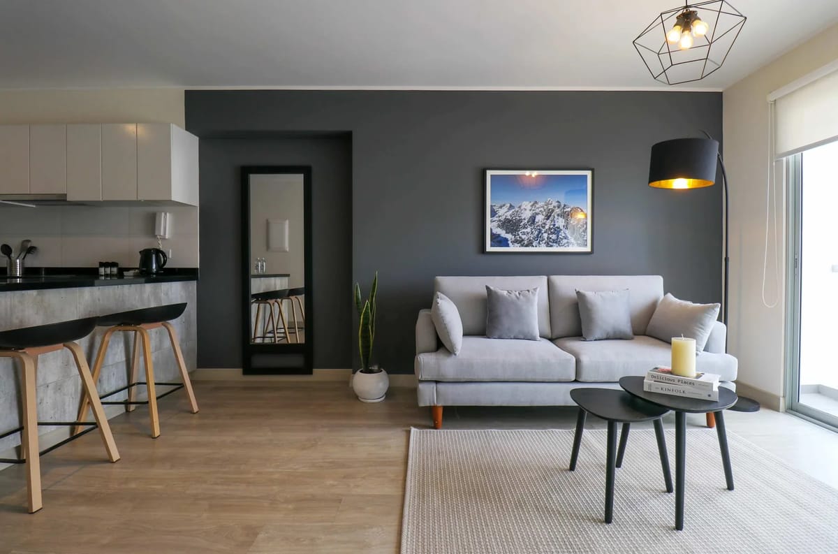 Fabulous 2BR with Balcony in Barranco