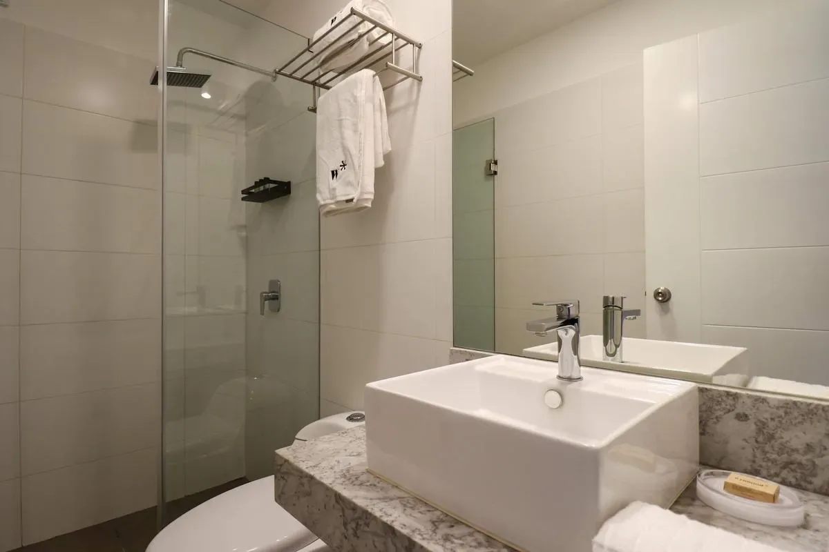Fabulous 2BR with Balcony in Barranco