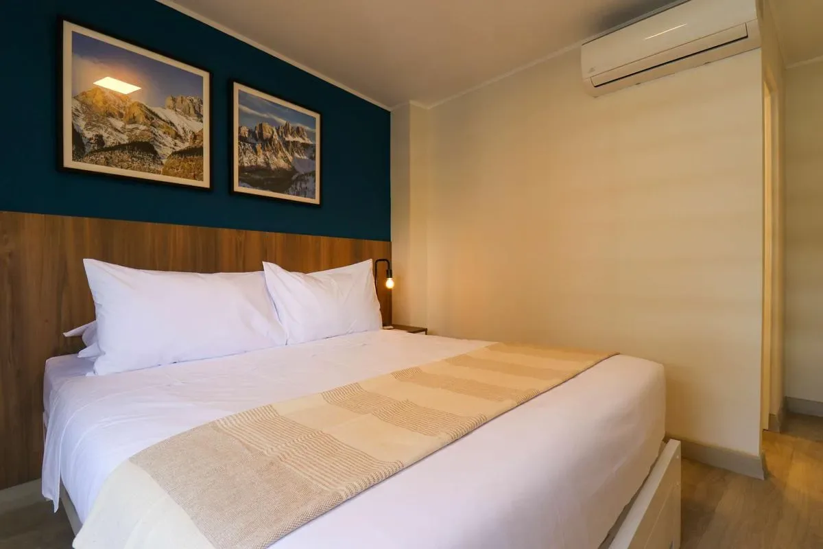 Fabulous 2BR with Balcony in Barranco