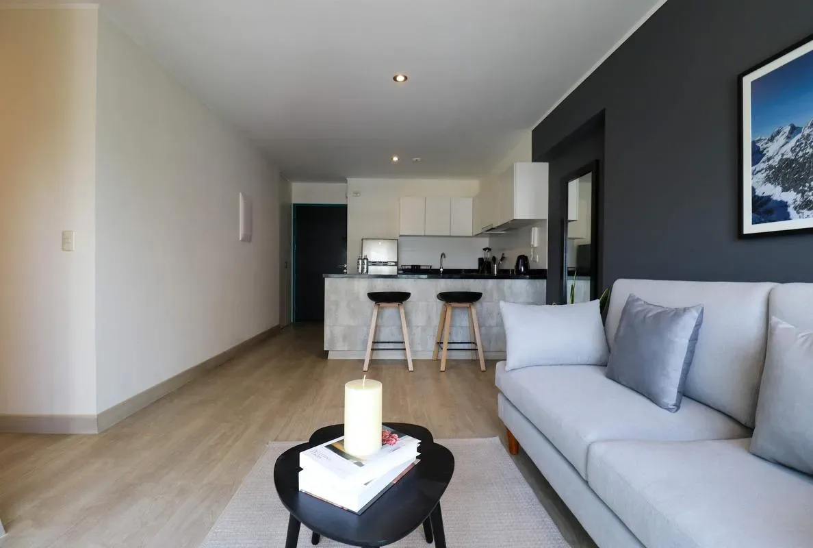 Fabulous 2BR with Balcony in Barranco