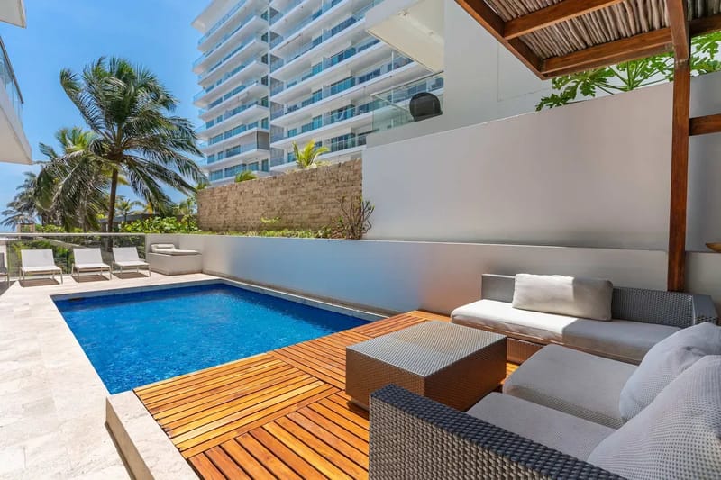 Luxury 4BR w/ Private Pool in Morros Epic