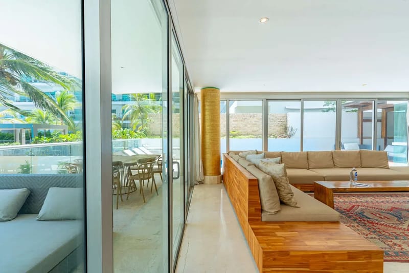 Luxury 4BR w/ Private Pool in Morros Epic