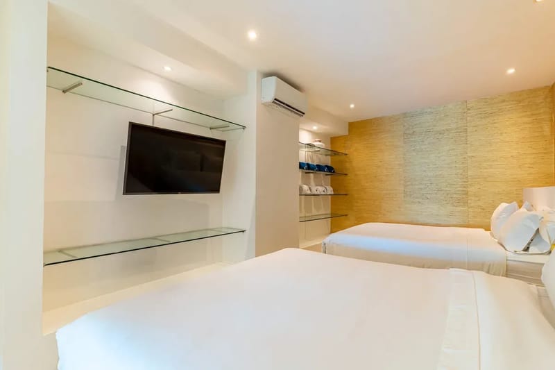 Luxury 4BR w/ Private Pool in Morros Epic