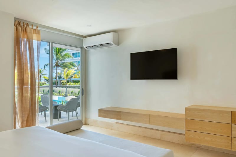 Luxury 4BR w/ Private Pool in Morros Epic