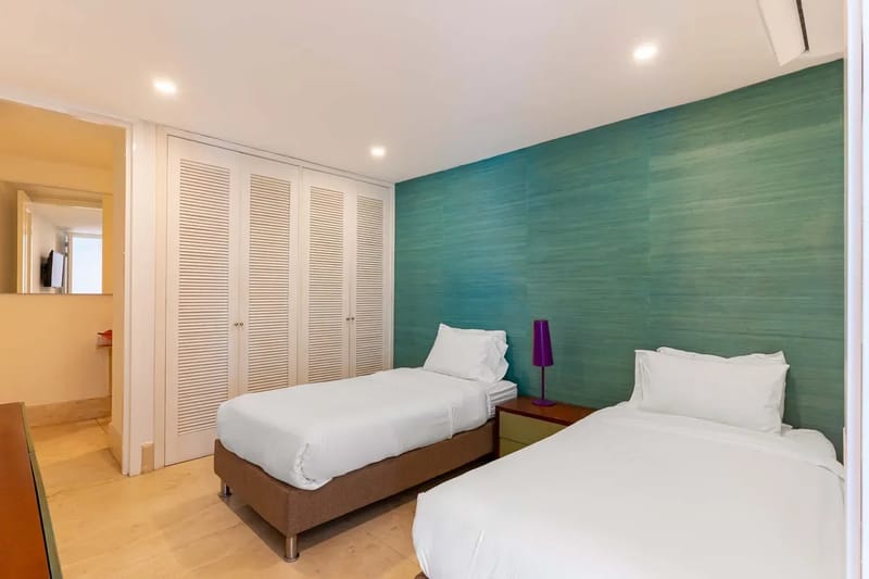 Luxury 4BR w/ Private Pool in Morros Epic