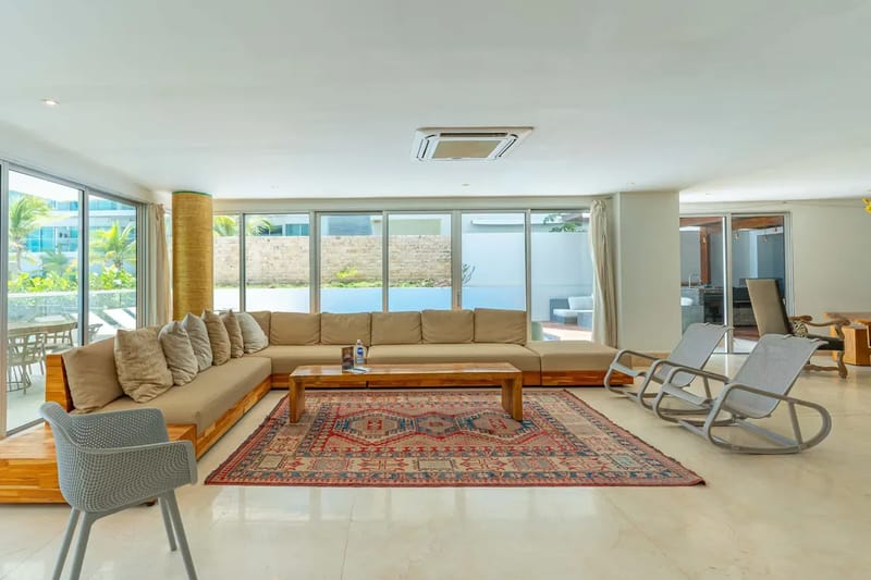 Luxury 4BR w/ Private Pool in Morros Epic