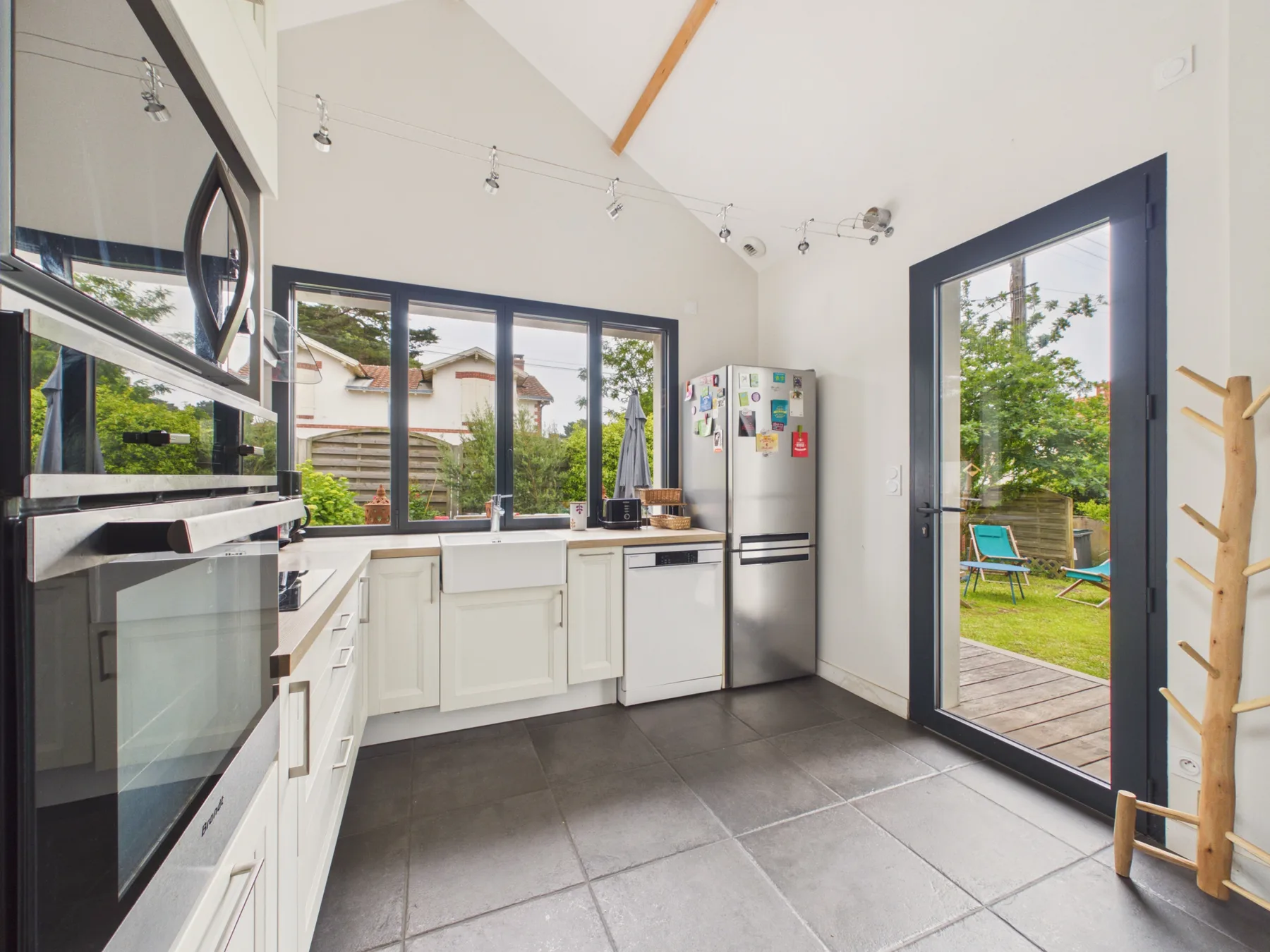 Property gallery photo