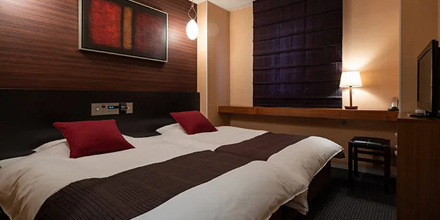 Small twin room