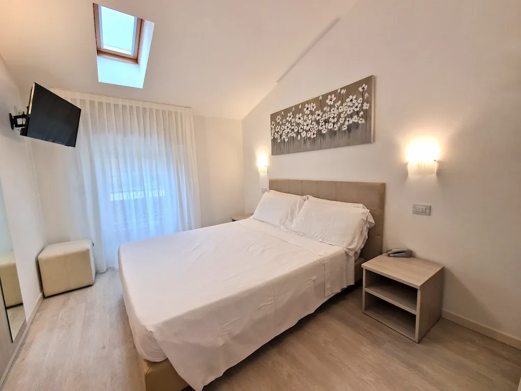 Modern double room