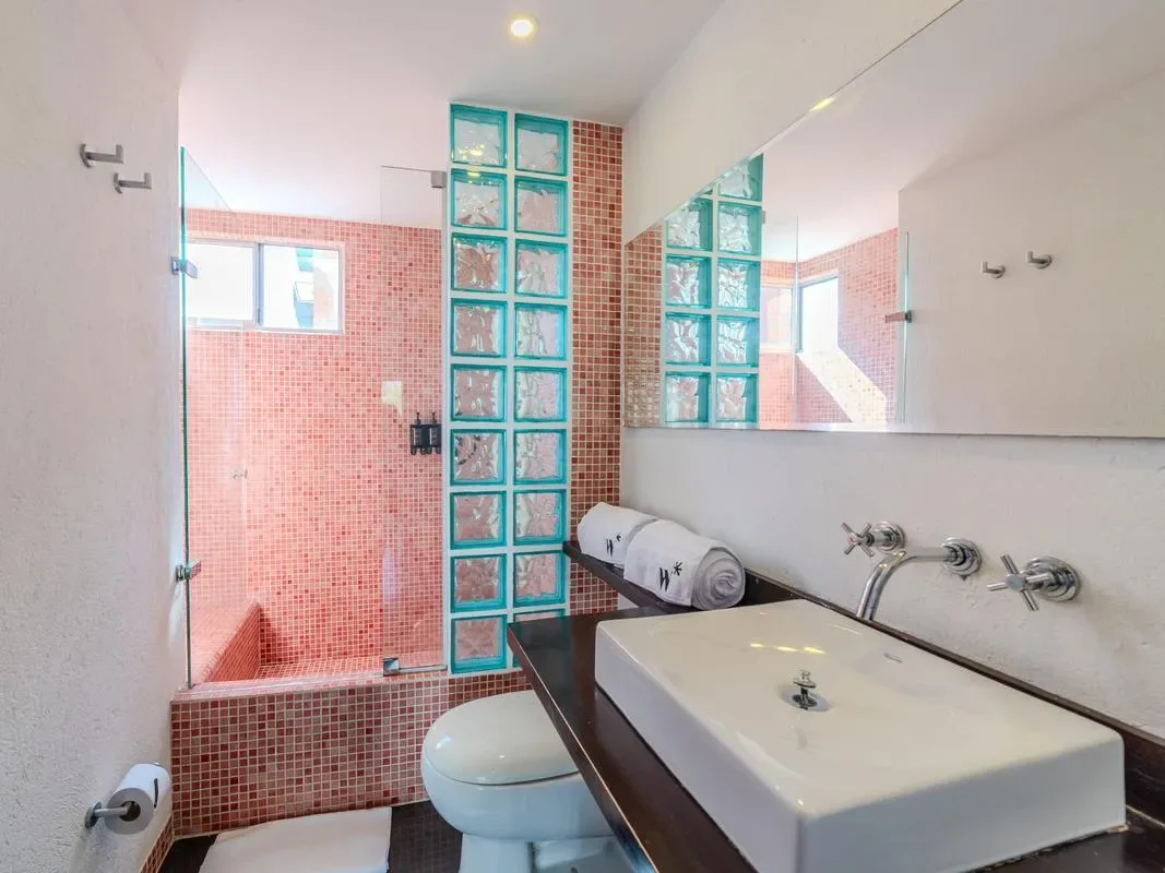 Classy 1BR Duplex in El Poblado w/ Balcony