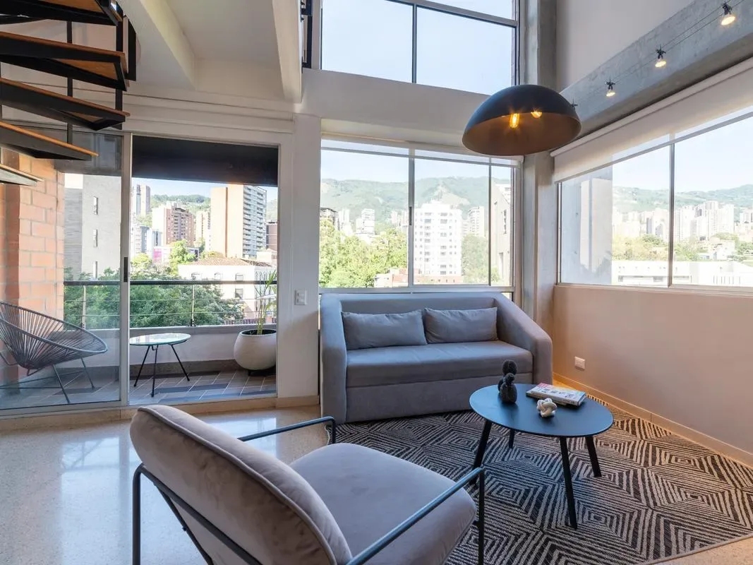 Classy 1BR Duplex in El Poblado w/ Balcony