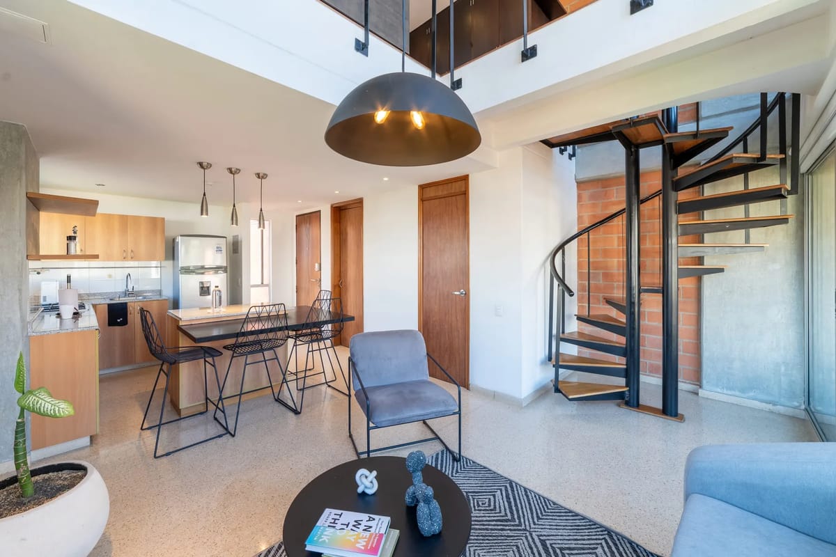 Classy 1BR Duplex in El Poblado w/ Balcony