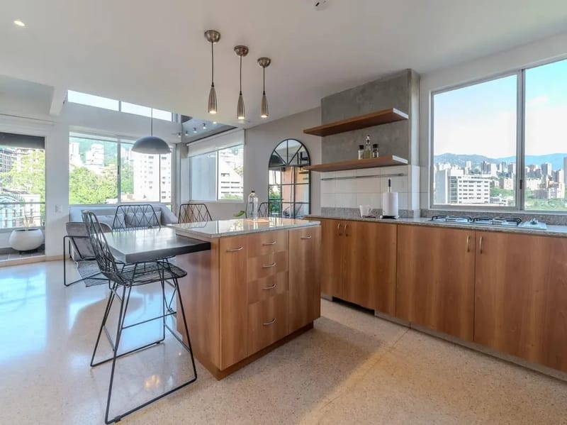 Classy 1BR Duplex in El Poblado w/ Balcony