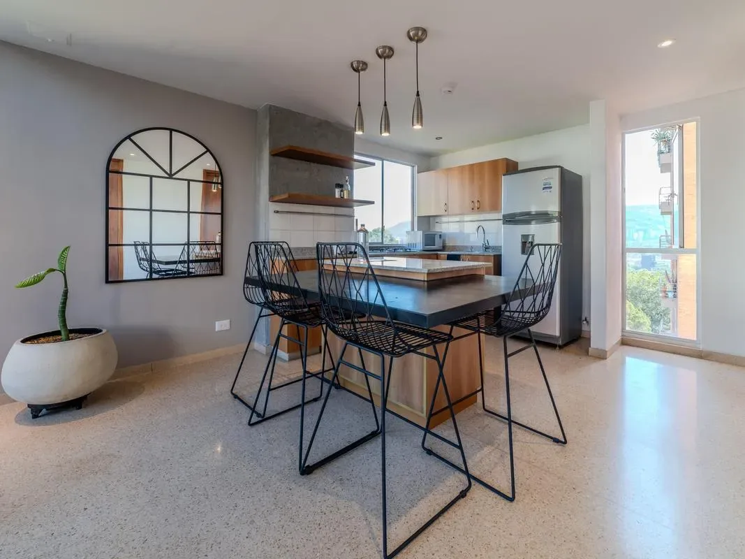 Classy 1BR Duplex in El Poblado w/ Balcony