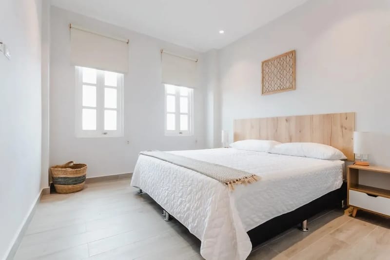 High-end 1BR in Casco Antiguo
