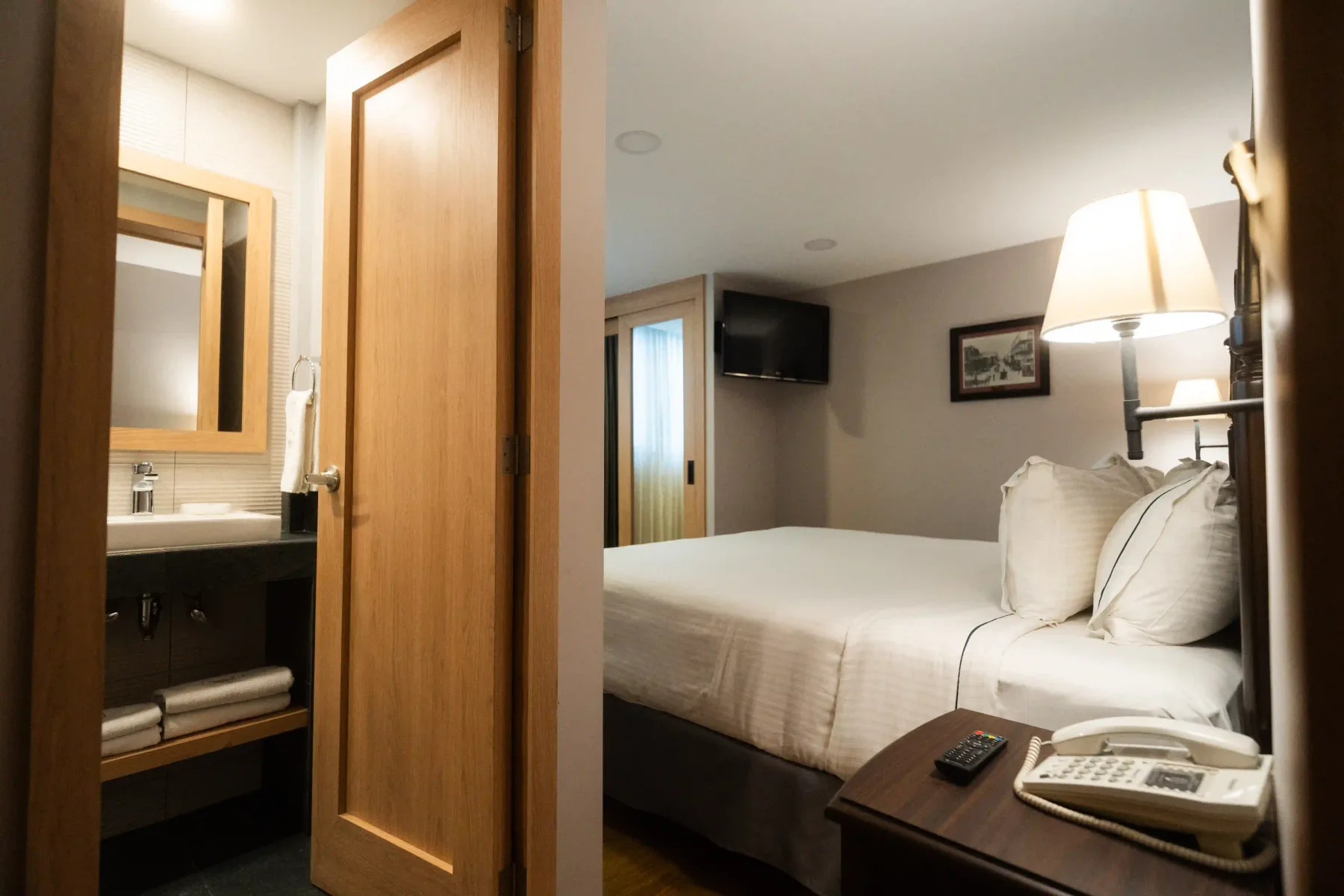 Canada Central room