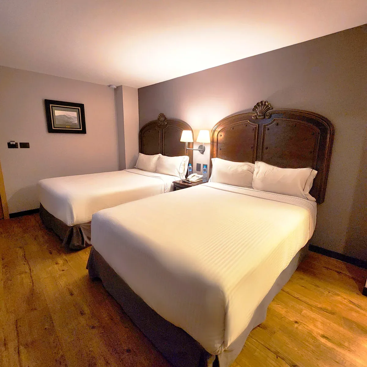 Standard room with two double beds