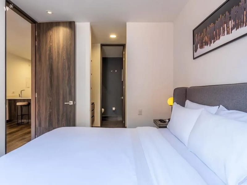 Modern 1BR in Luxury Building with Terrace in Chico