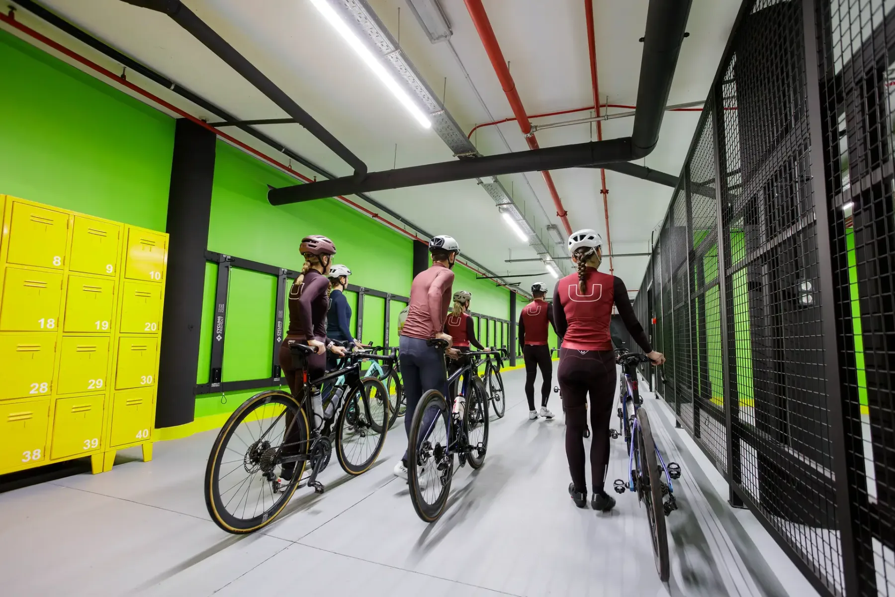 Taquillas de la zona de bicicletas
