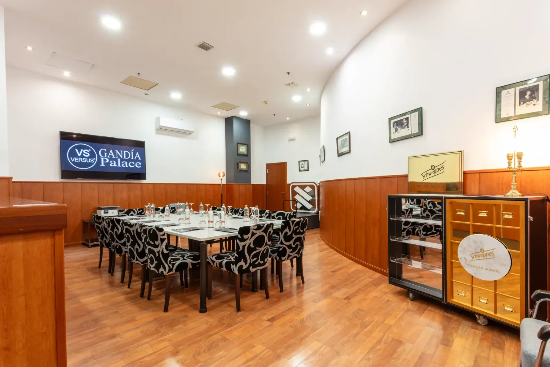 Sala de reuniones del hotel