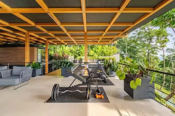 Spectacular 4BR Villa in Costa Rica