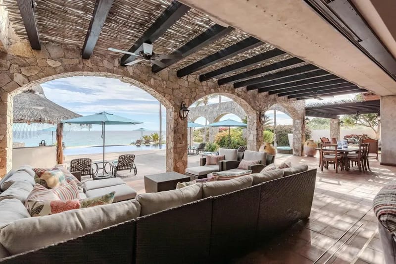 Luxury and Cozy 5BR Villa with Amazing Pool