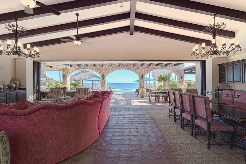 Luxury and Cozy 5BR Villa with Amazing Pool