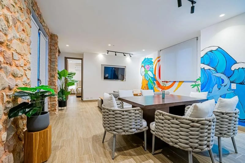 Sophisticated 2BR in Casco Antiguo
