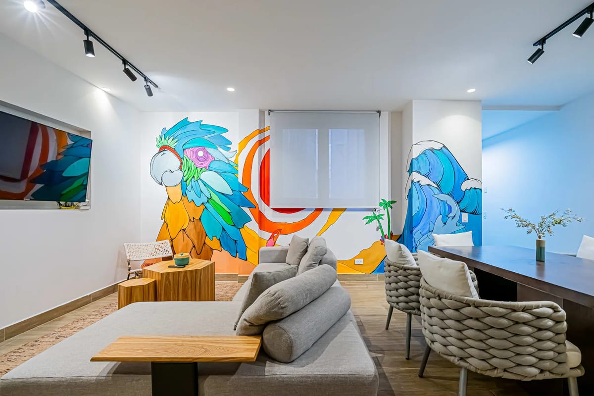 Sophisticated 2BR in Casco Antiguo